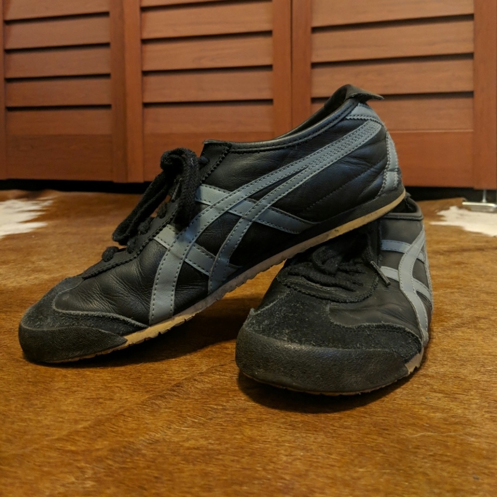 Retro Aasics Tiger sneakers